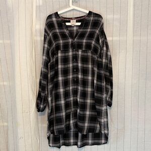 Knox Rose Black and White Plaid Top